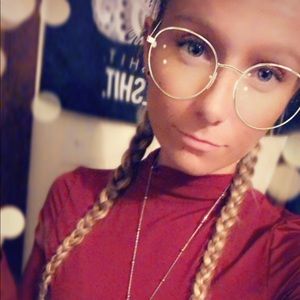 Meet your Posher, Kady